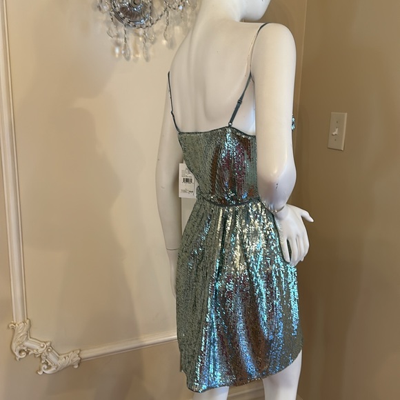 Aidan By Aidan Mattox
Spaghetti-Strap Sequin Wrap Cocktail Dress Size 8 - Picture 5 of 13